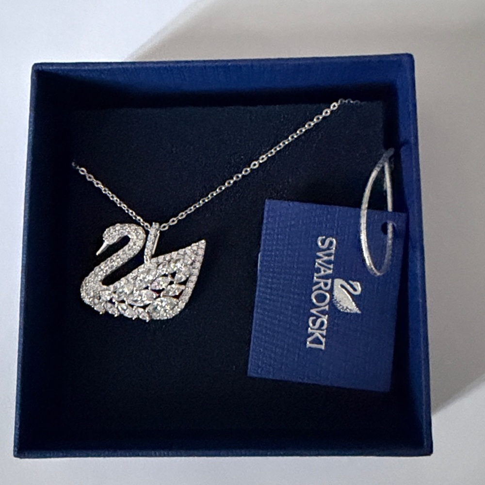 🦢🦢 Swarovski Silver Crystal Swan Necklace Large 🦢🦢